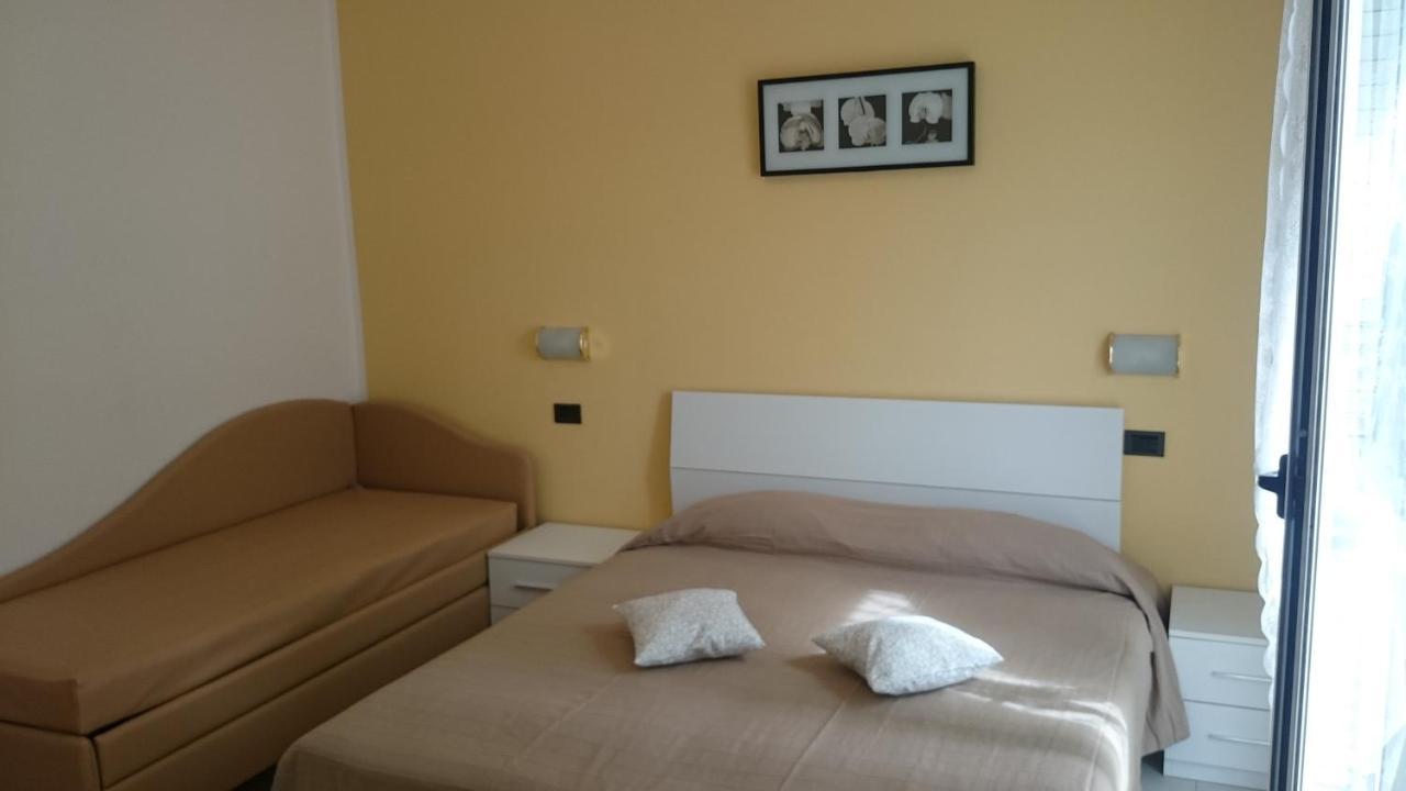 Residence Altea ริชชิโอเน ภายนอก รูปภาพ