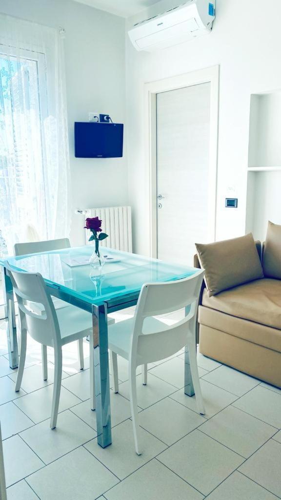 Residence Altea ริชชิโอเน ภายนอก รูปภาพ