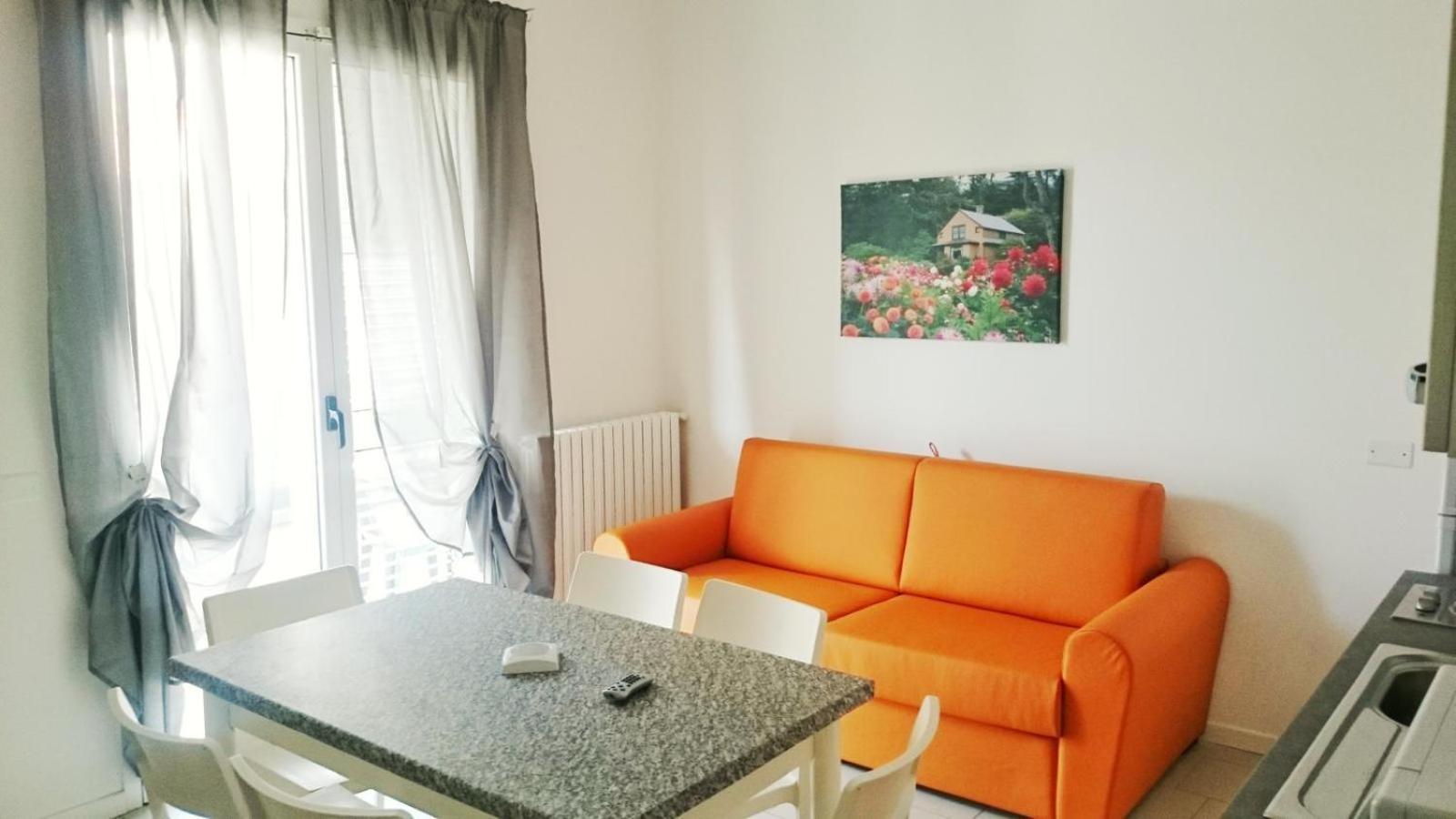 Residence Altea ริชชิโอเน ภายนอก รูปภาพ